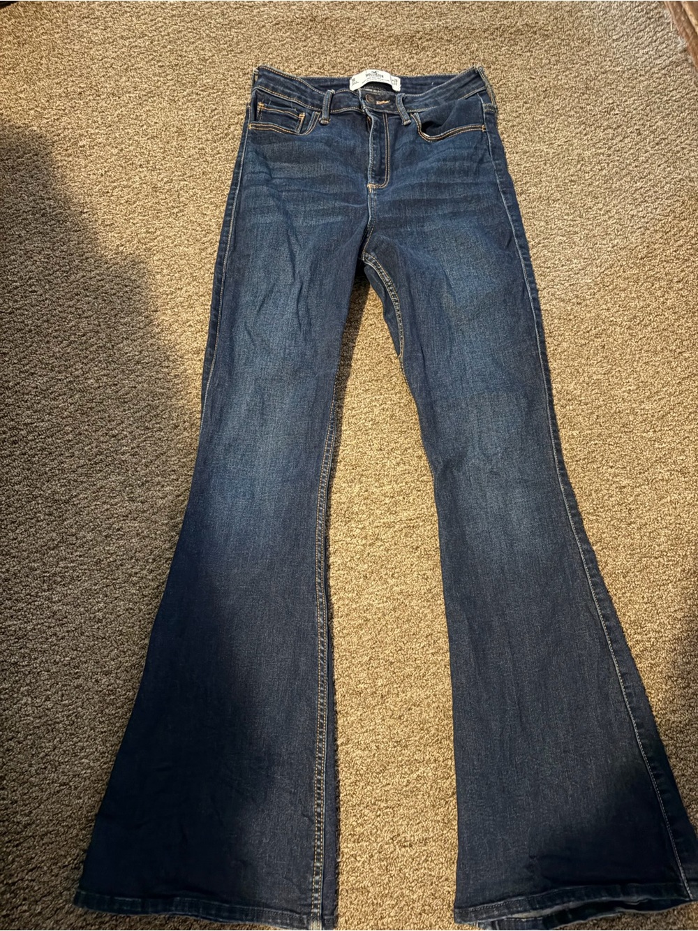 Hollister Women’s Dark Blue Flared Jeans
